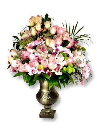 Milano Vazoda Güller ve Orkideler